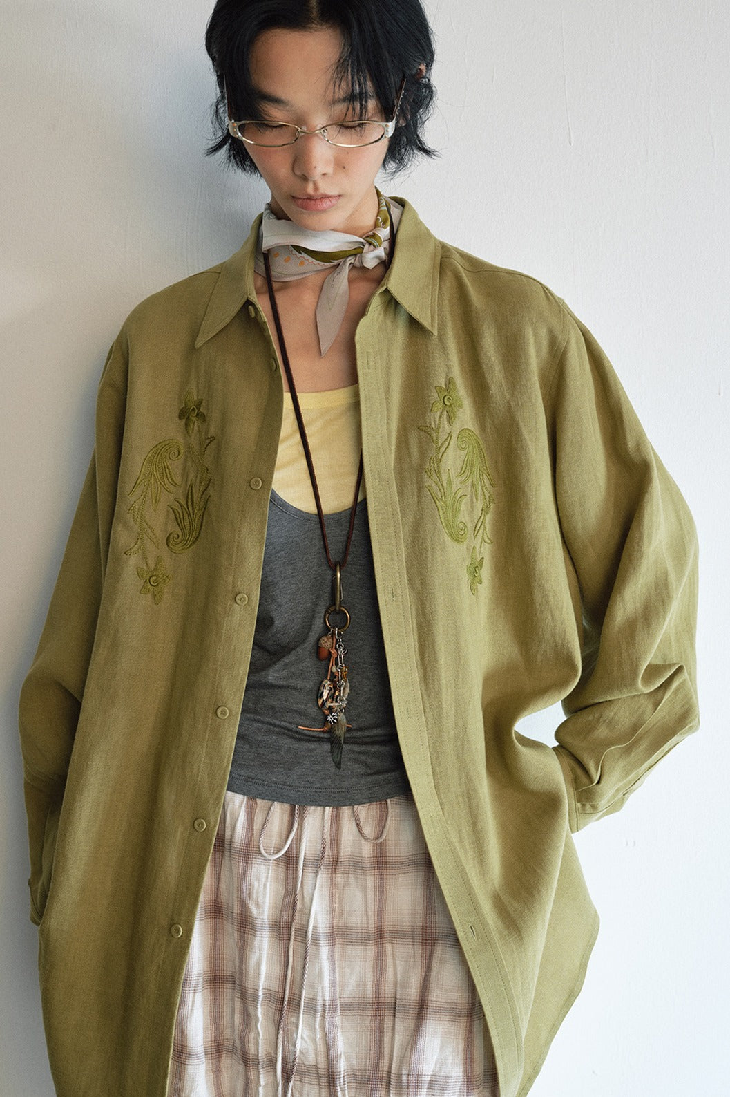 Linen blend relaxed-fit embroidery shirt | 3 color