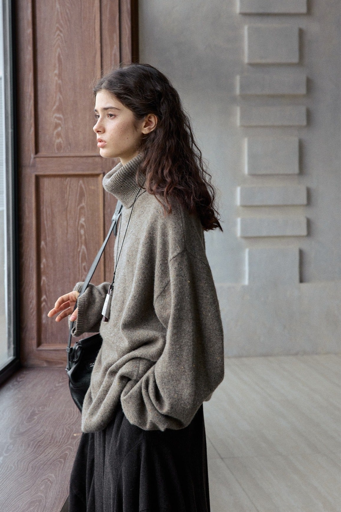 100% wool loose-fit high neck sweater