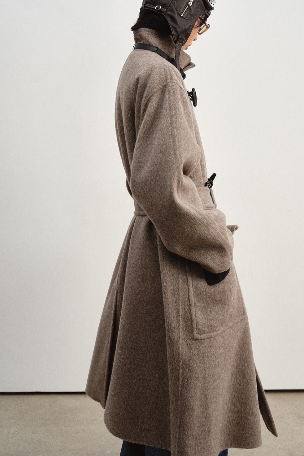 100% wool sharp structured horn buttons coat | 2 color