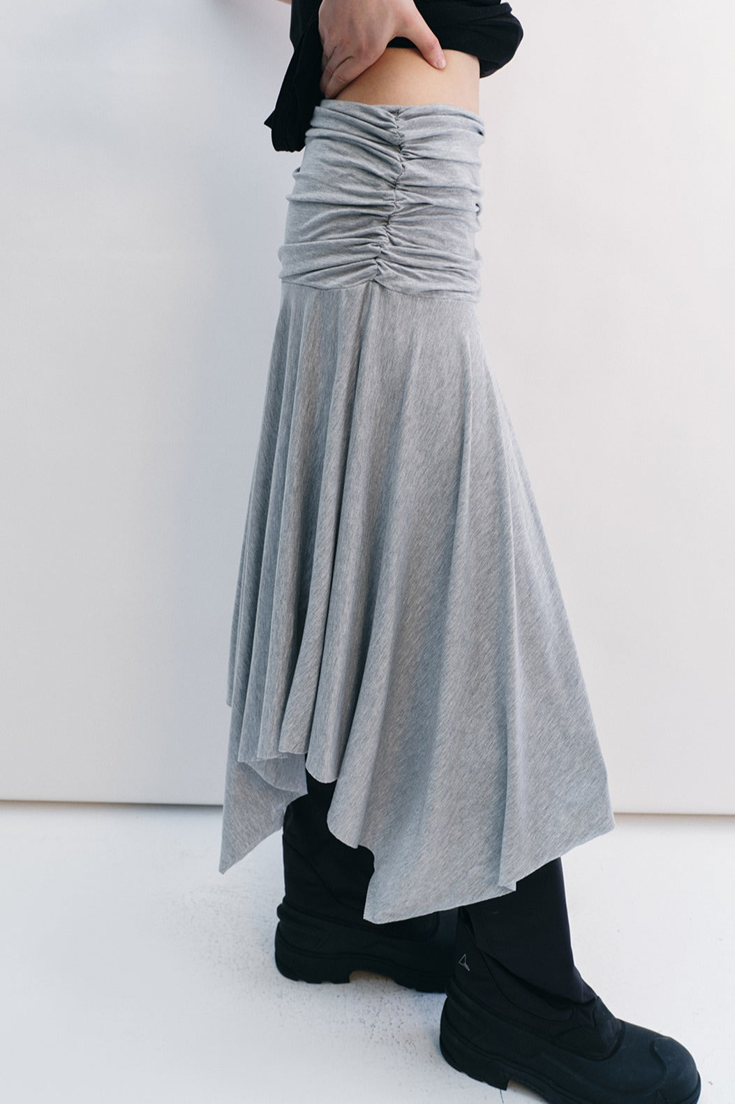 Irregular hem draped effect stretchy skirt | 2 color