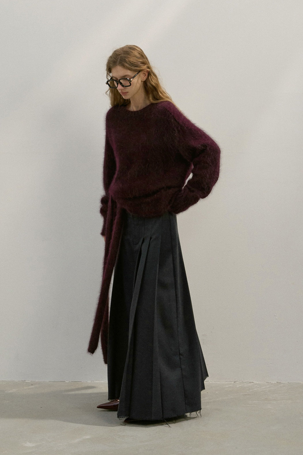 Flattering pleated raw-edge finish A-line skirt | 4 color