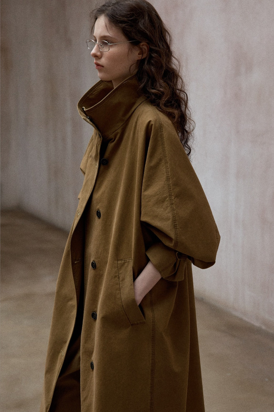 Cotton relaxed-fit batwing sleeves trench coat | 2 color