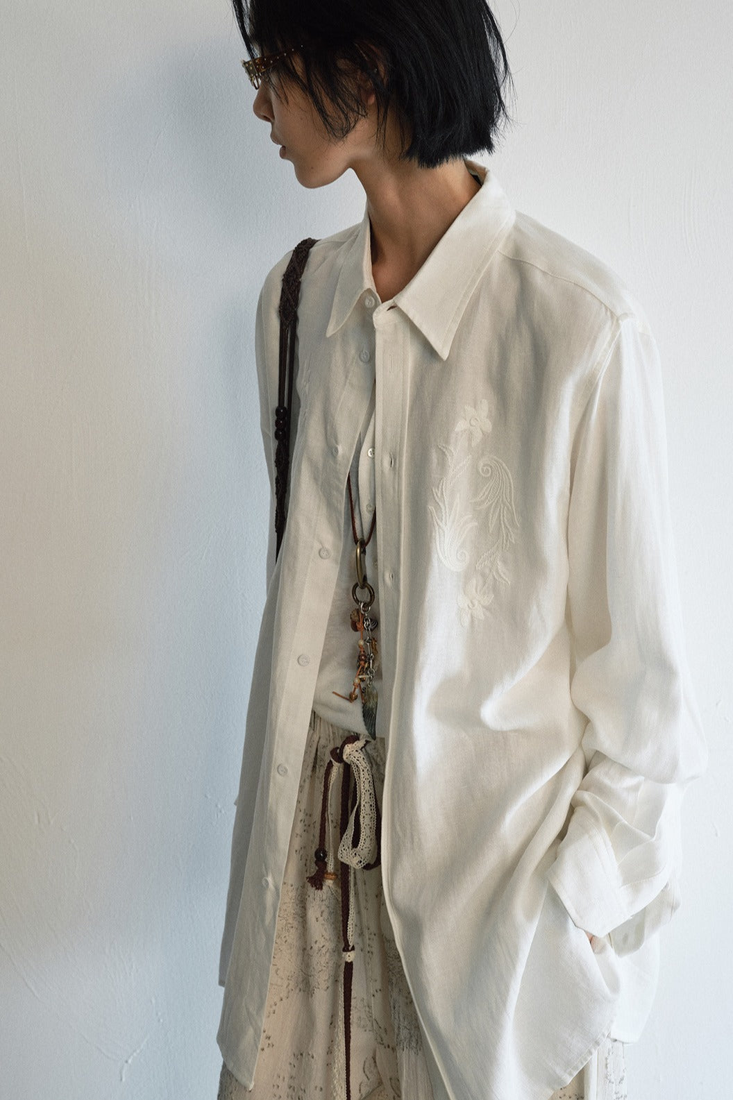 Linen blend relaxed-fit embroidery shirt | 3 color