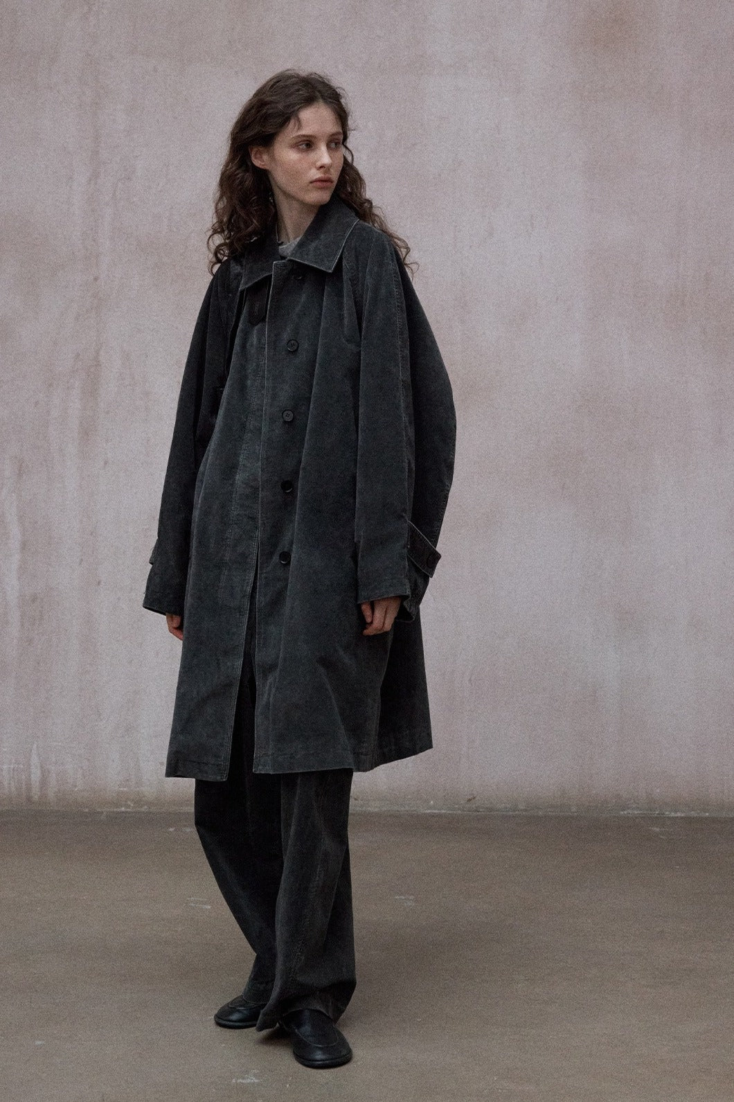 Cotton blend relaxed-fit corduroy coat | 2 color