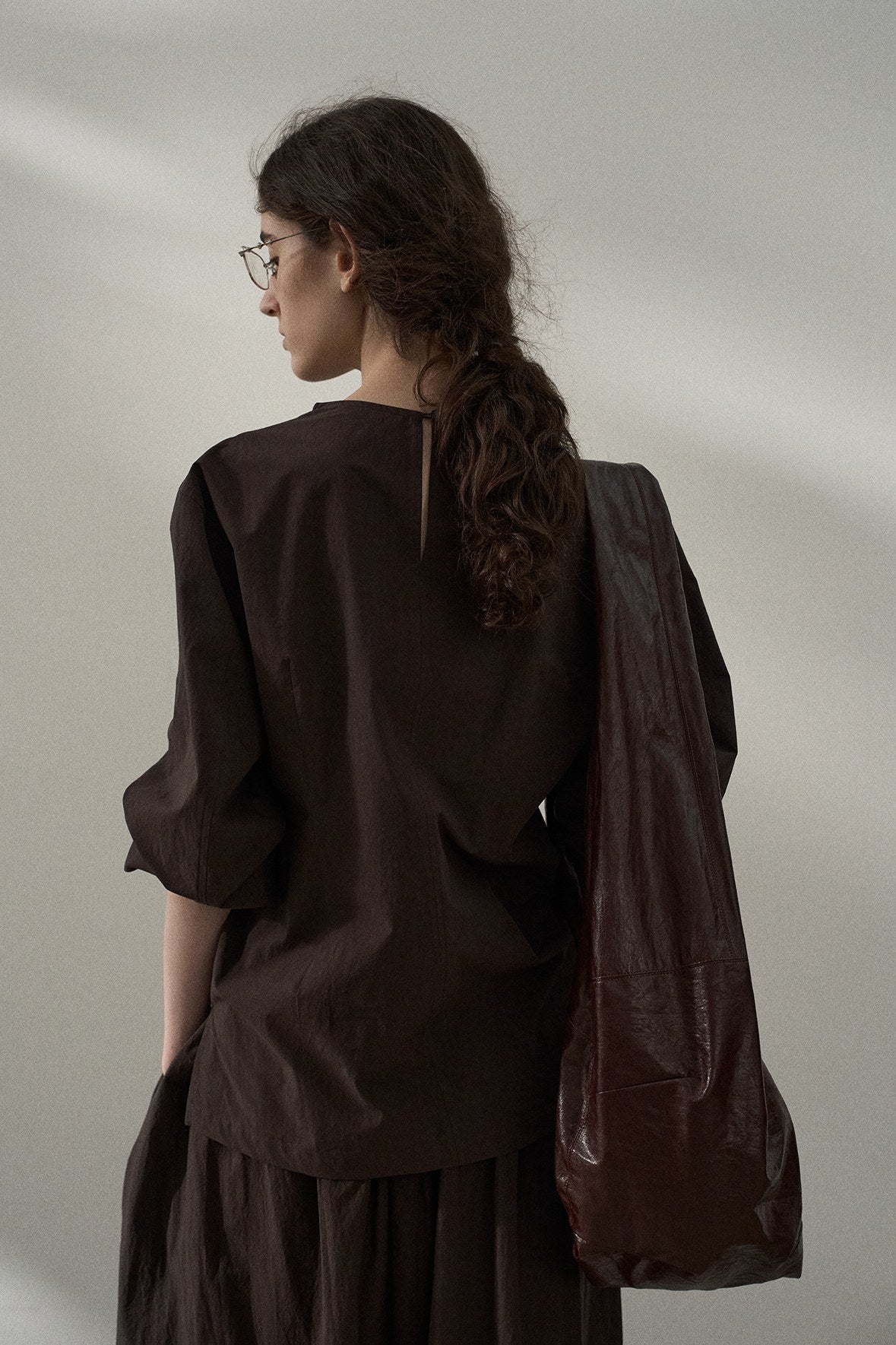 "Ohmi Bleach" cotton twist waist blouse| 3 color