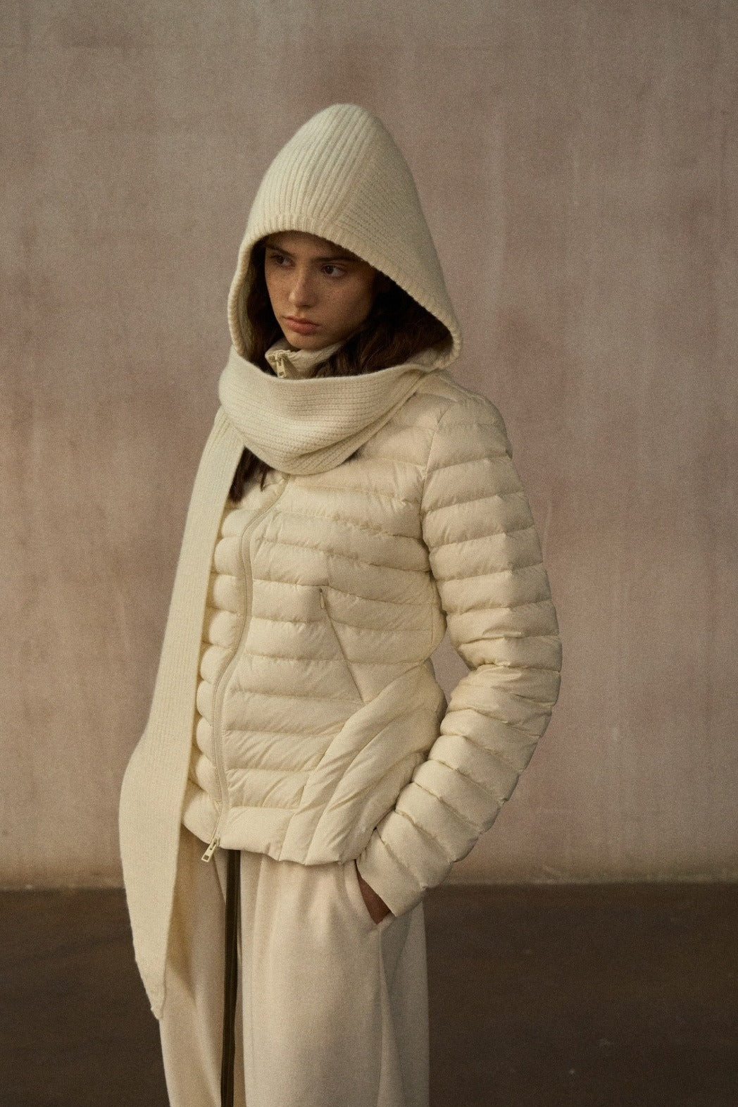 Lightweight hourglass silhouette down jacket | 3 color