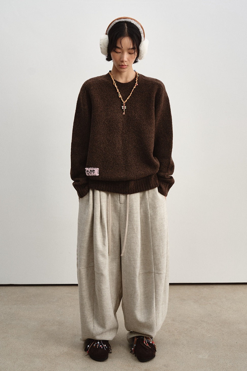 Silhouetted tapered slits hem wide-leg pants | 4 color