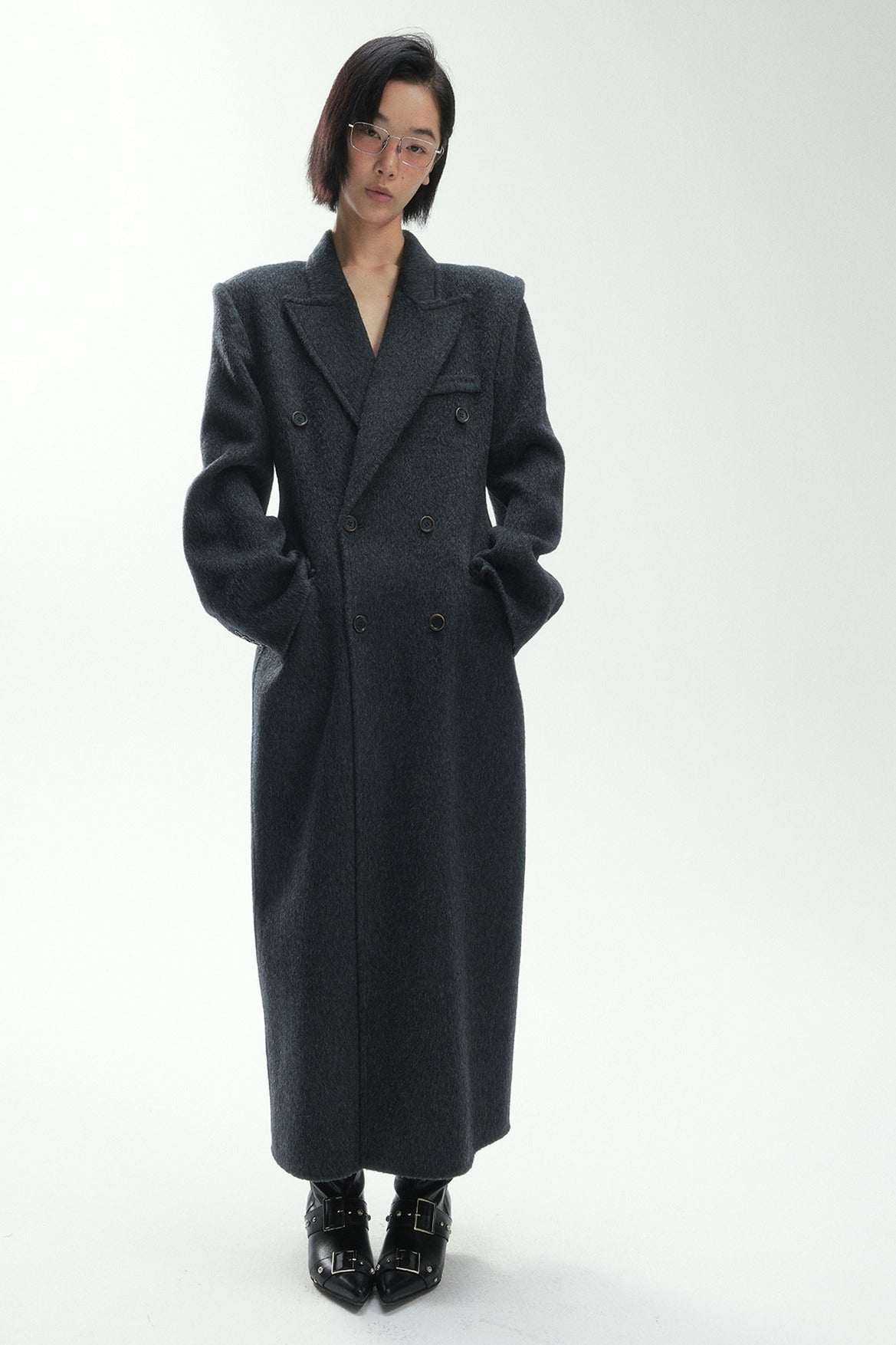 100% wool hourglass silhouette overcoat
