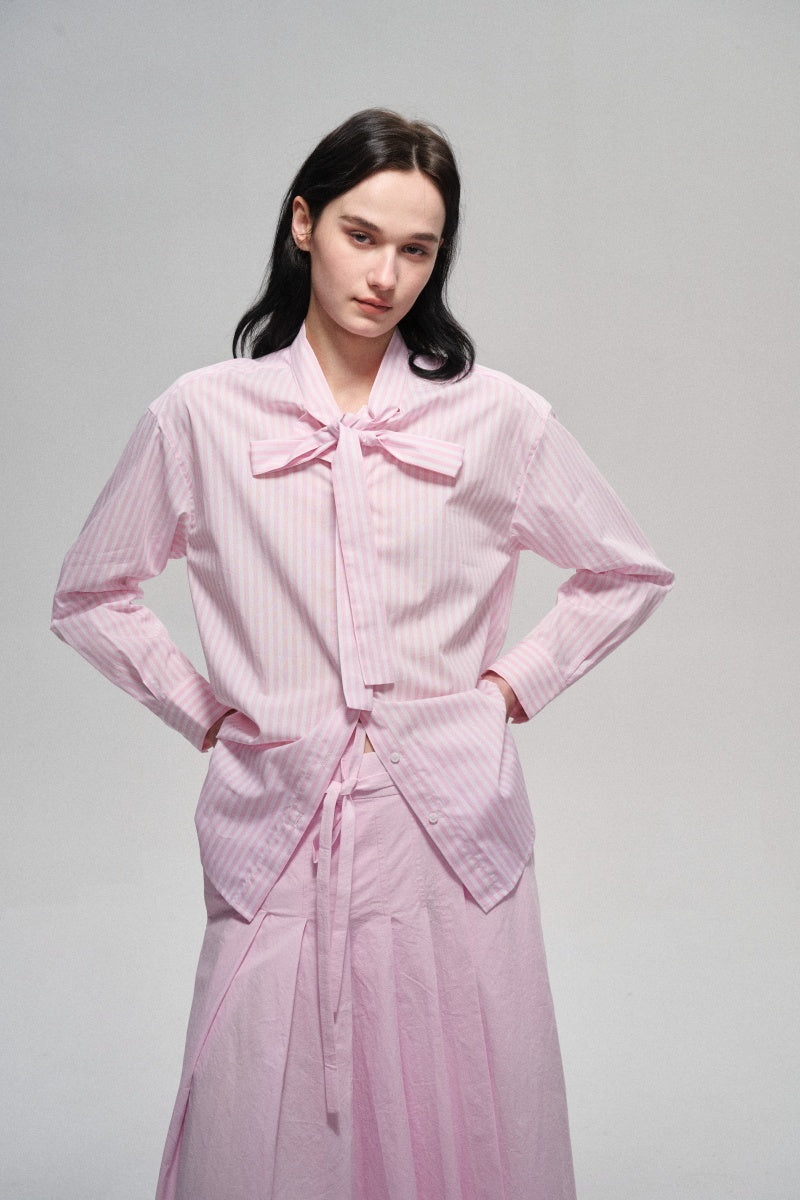 Cotton breezy feel soft striped shirt with a front tie