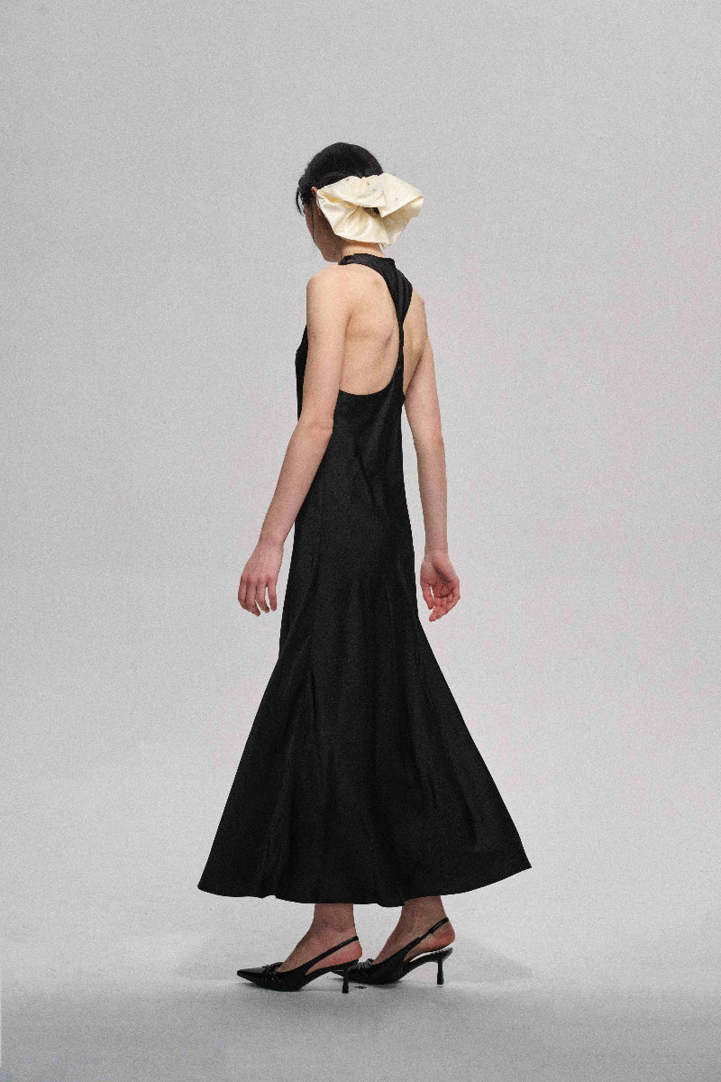 Robe romantique coupée en biais 100 % acétate