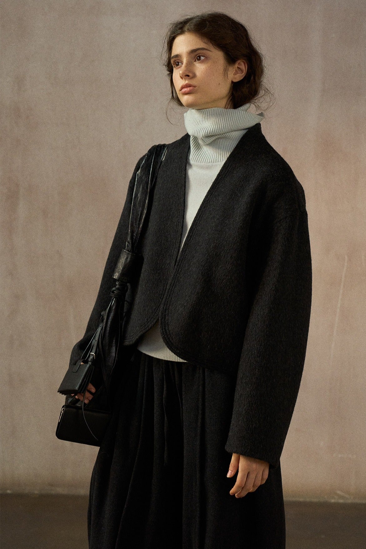 Wool-alpaca structured fit cropped jacket | 4 color