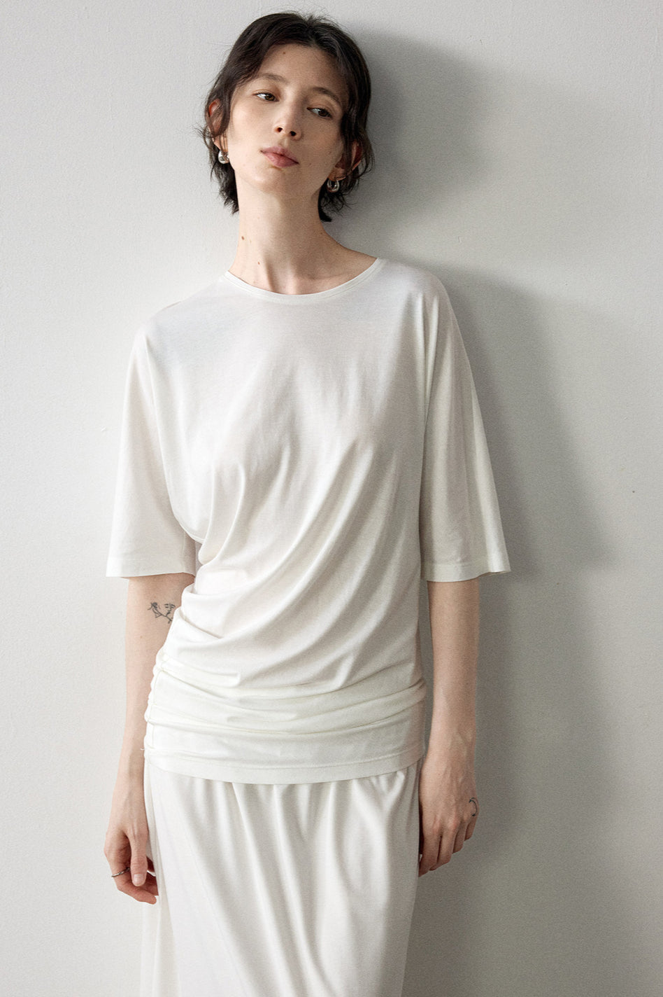 Cotton blend soft irregular hem T-shirt | 4 color