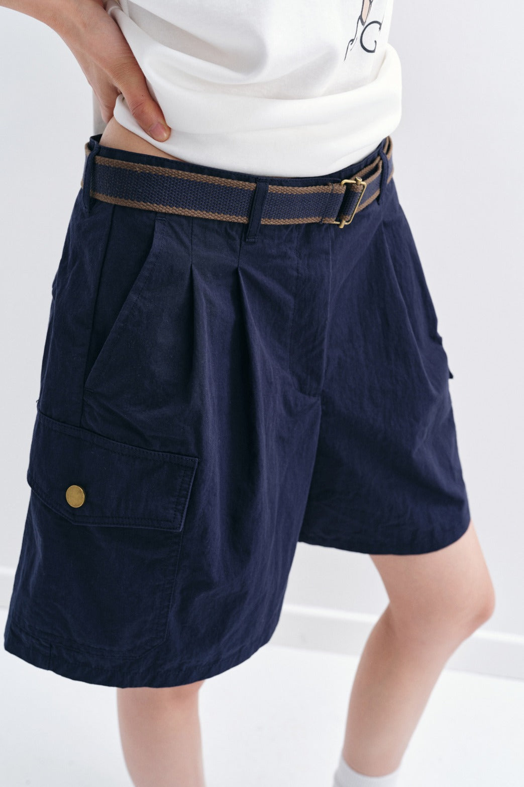 Cotton blend pockets shorts with a belt | 3 color
