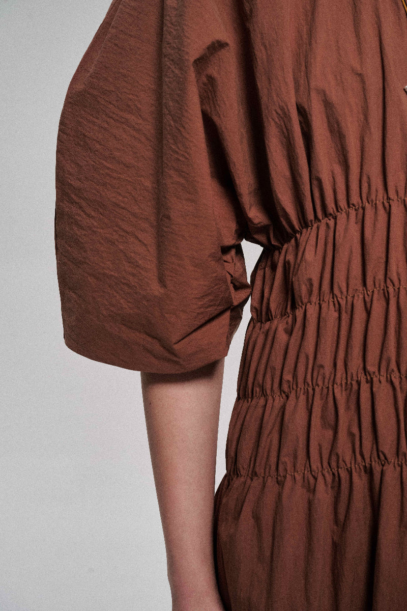 Customizable Pleated waist puff-sleeved dress | 2 color