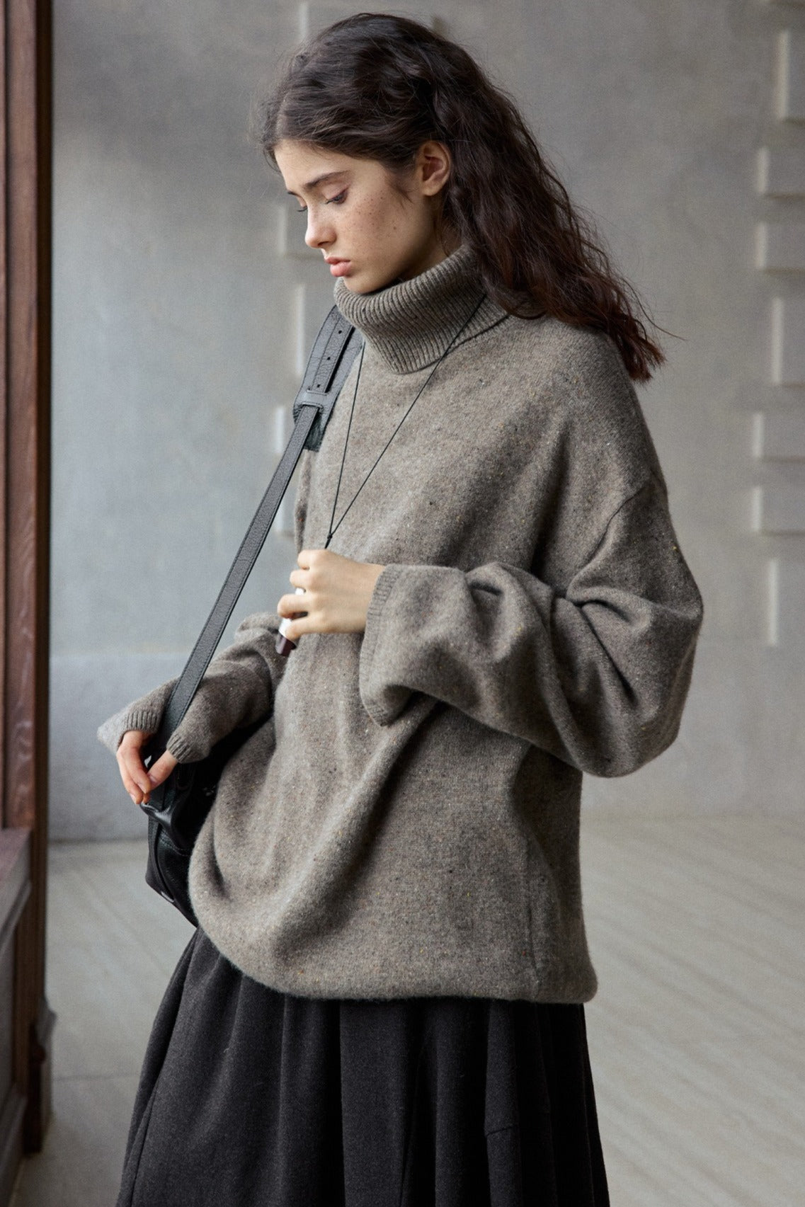 100% wool loose-fit high neck sweater