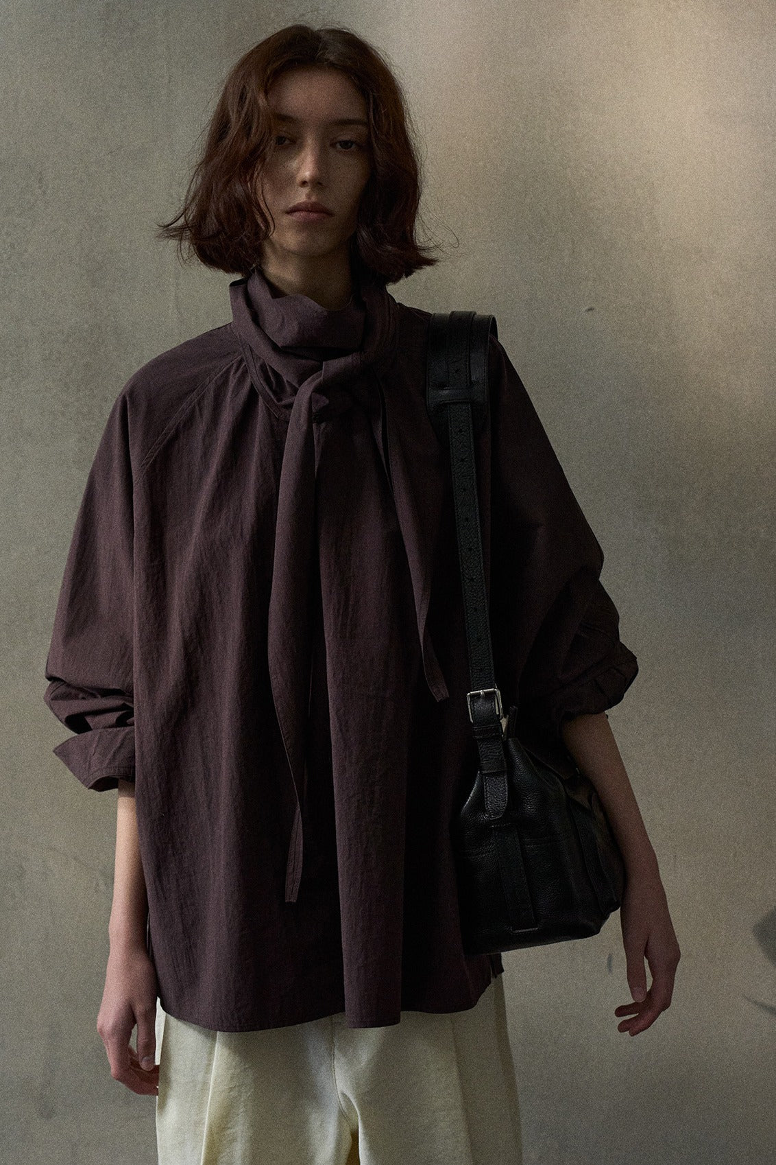 Chemise à col écharpe amovible en mélange de coton | 3 couleurs
