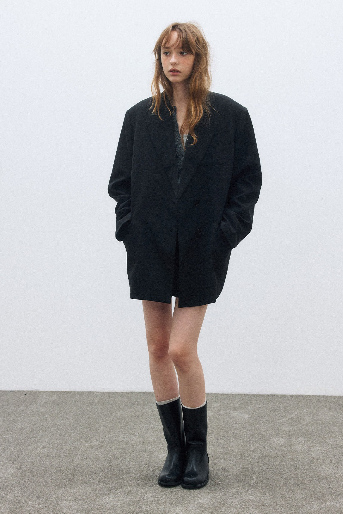 Mid-length peaked-lapel loose suit jacket | 2 color