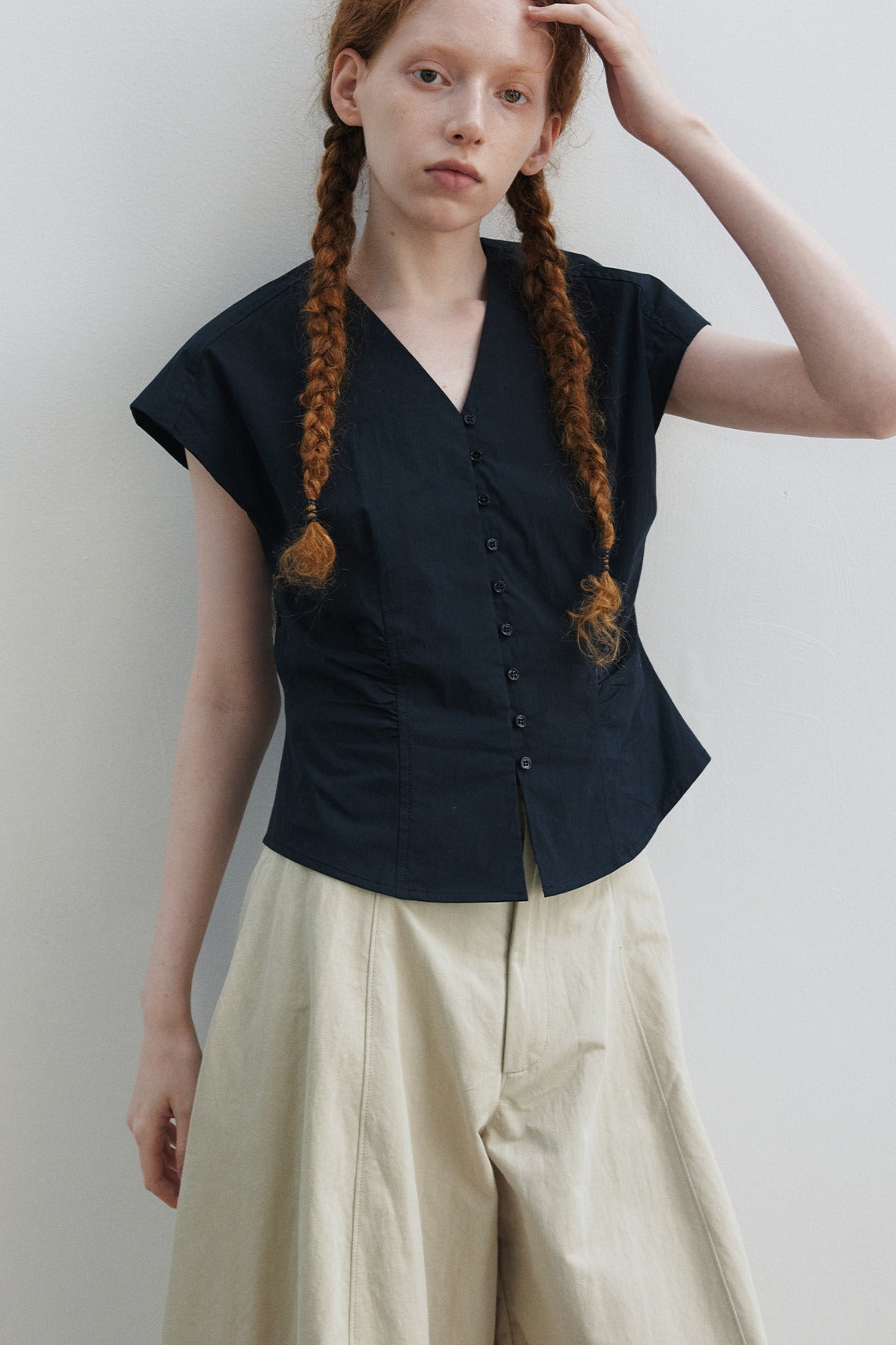 Cotton blend frying sleeve V-neck shirt | 4 color