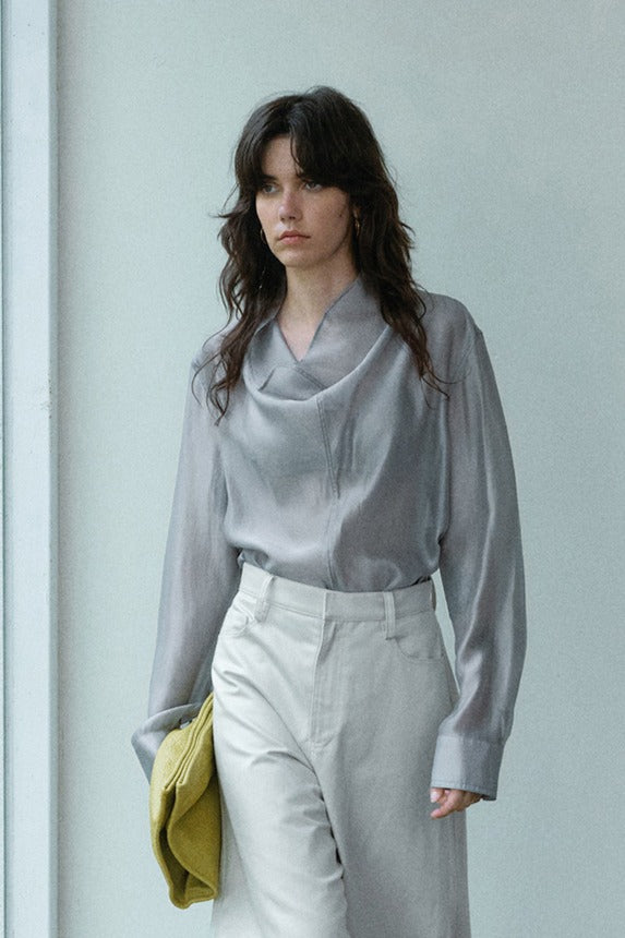 Lightweight and sheer ruffled collar shirt | 4 color