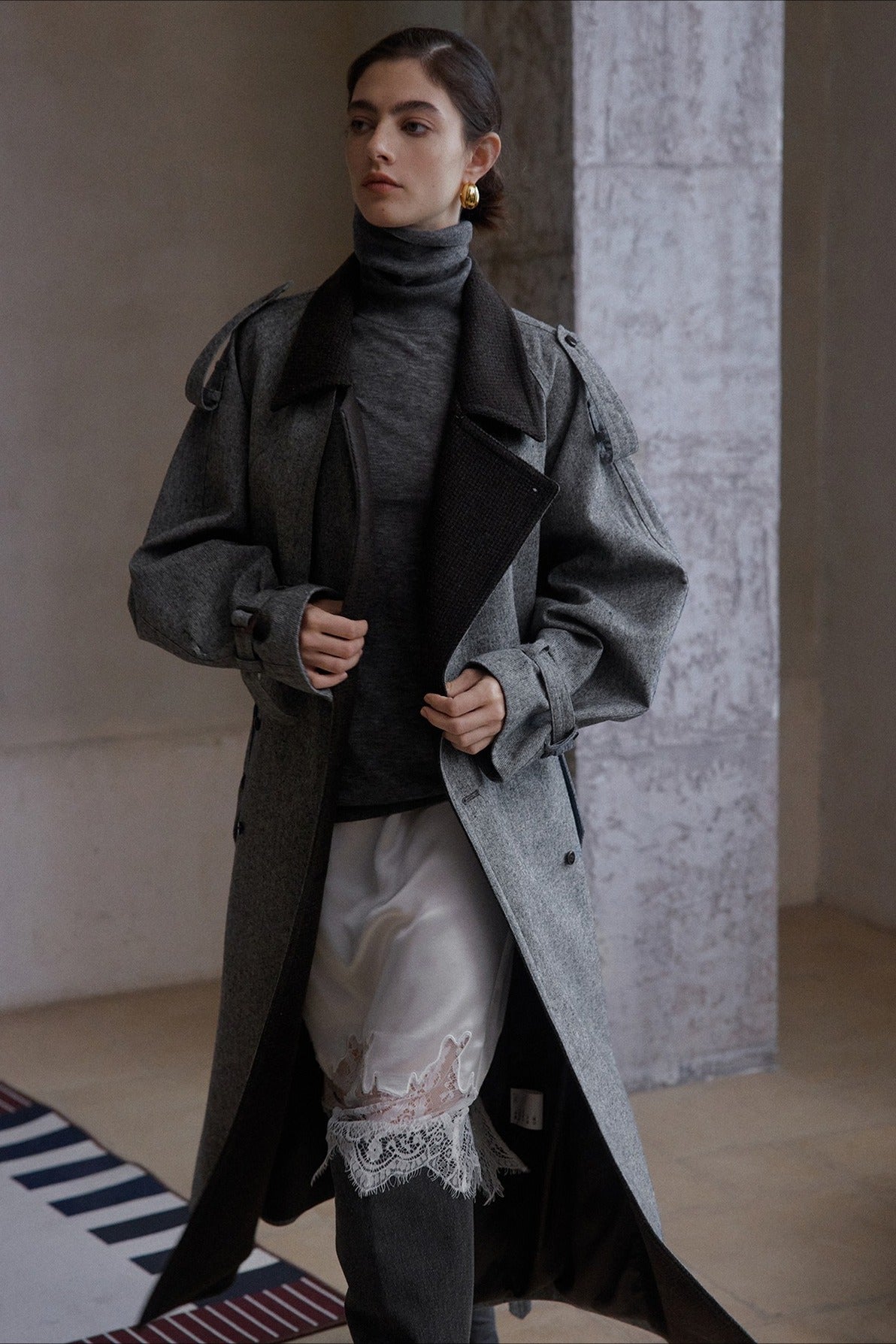 Wool blend contrasting lapel gabardine trench coat | 2 color