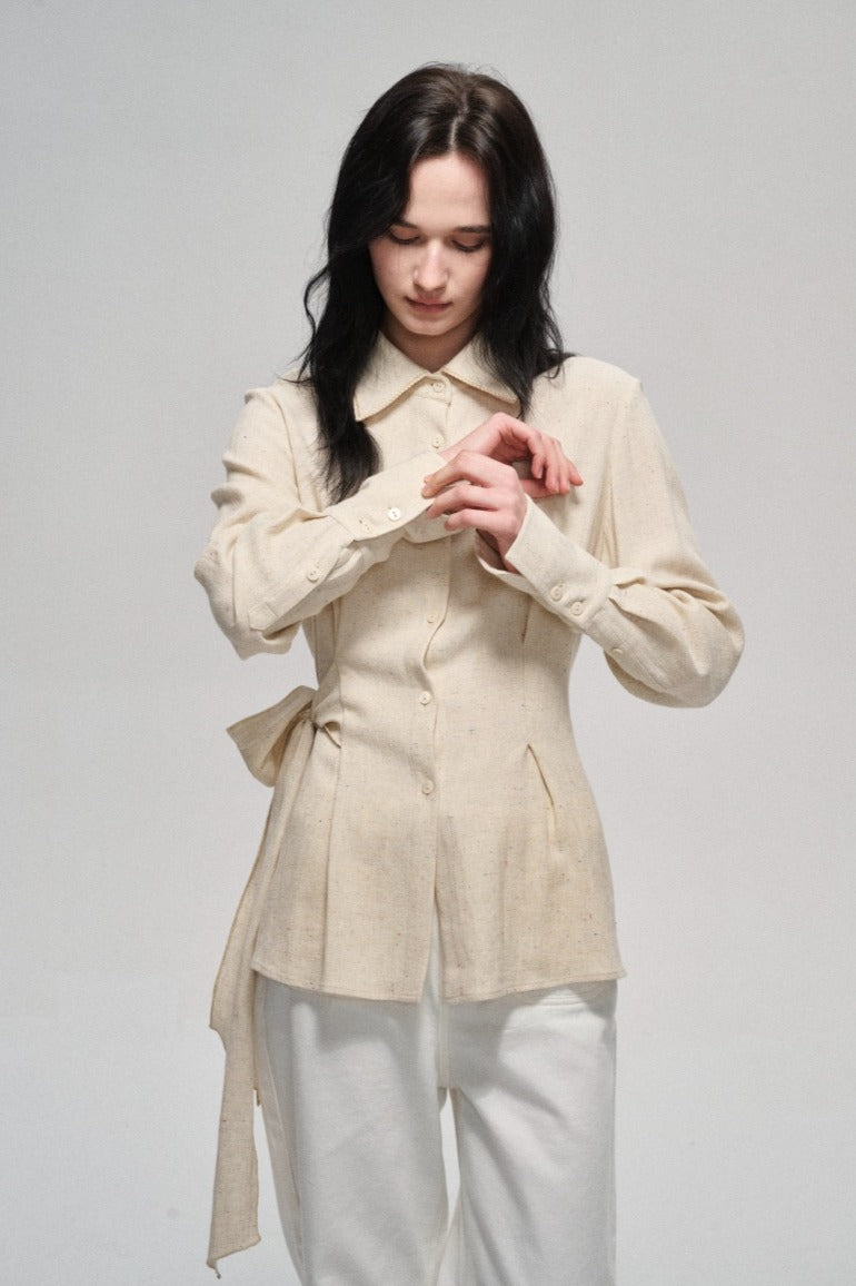 Camisa con detalles suaves y transpirables en mezcla de lino