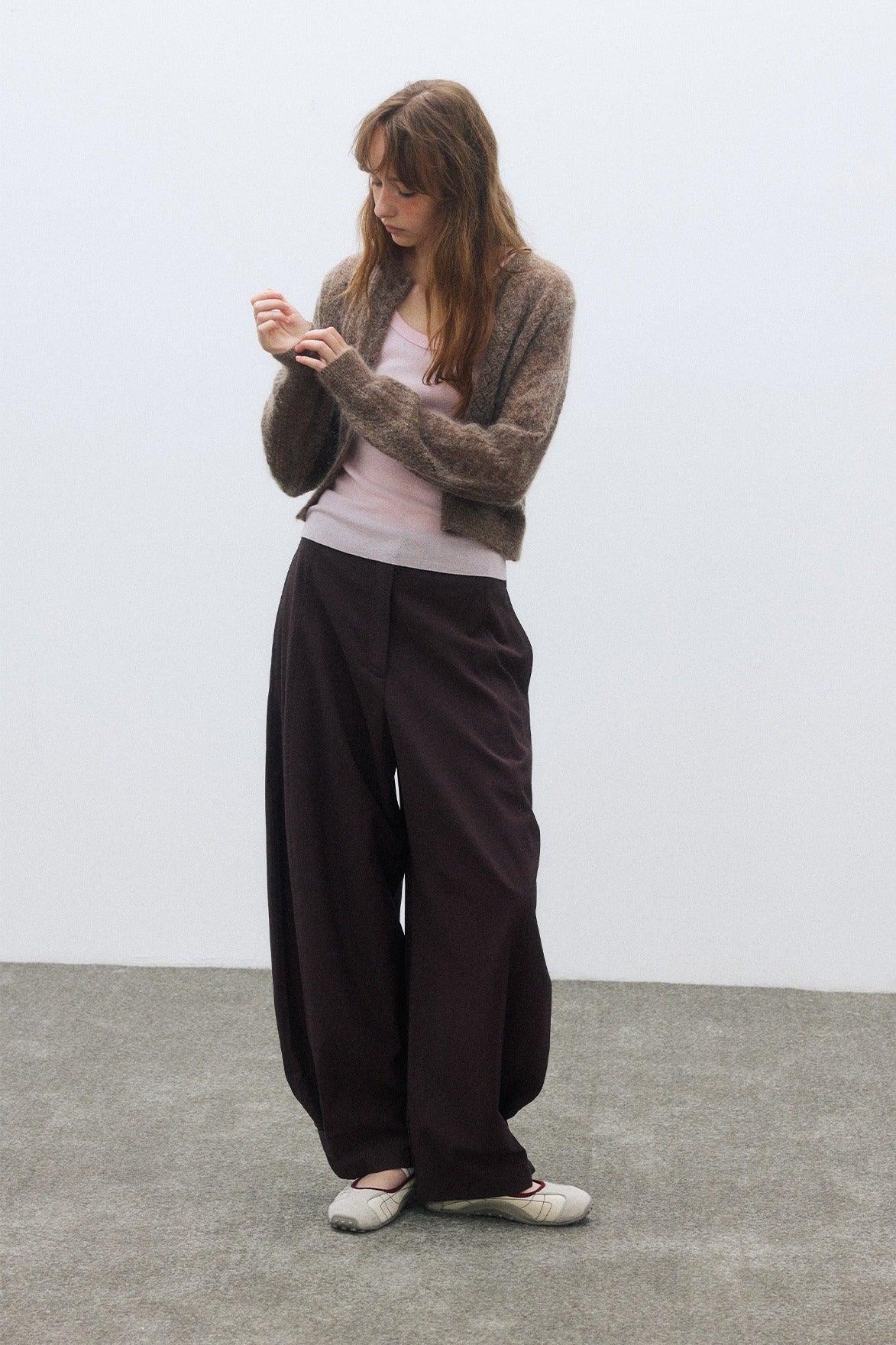 Viscose-cotton curved silhouette casual cleanfit pants | 3 color