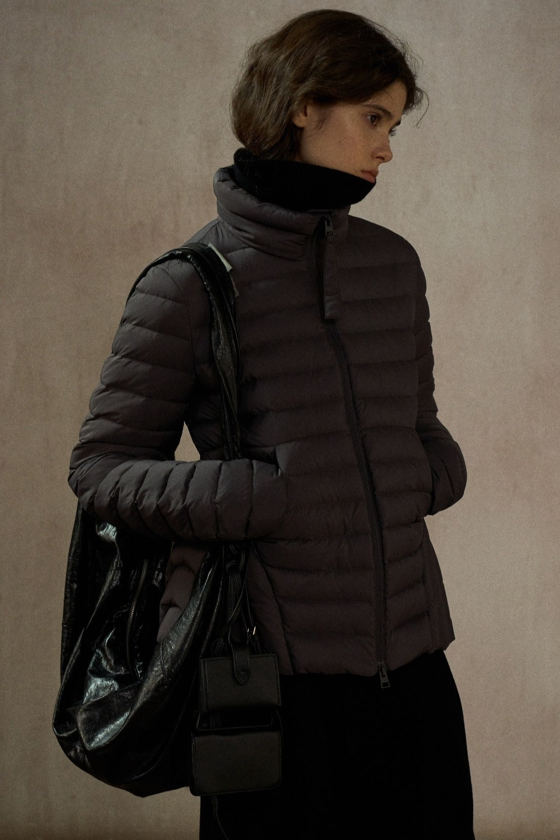 Lightweight hourglass silhouette down jacket | 3 color