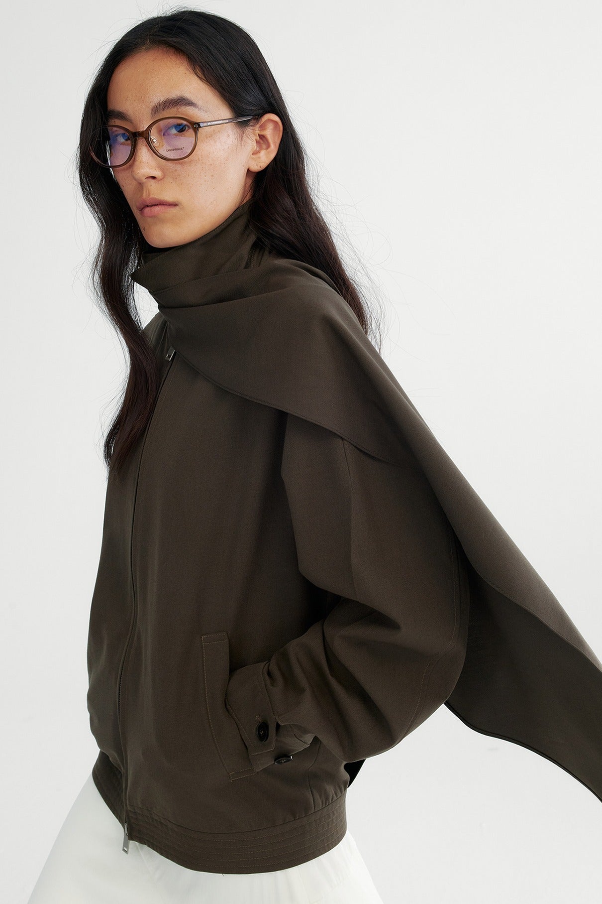 Wool containing detachable scarf chic trench jacket | 2 color