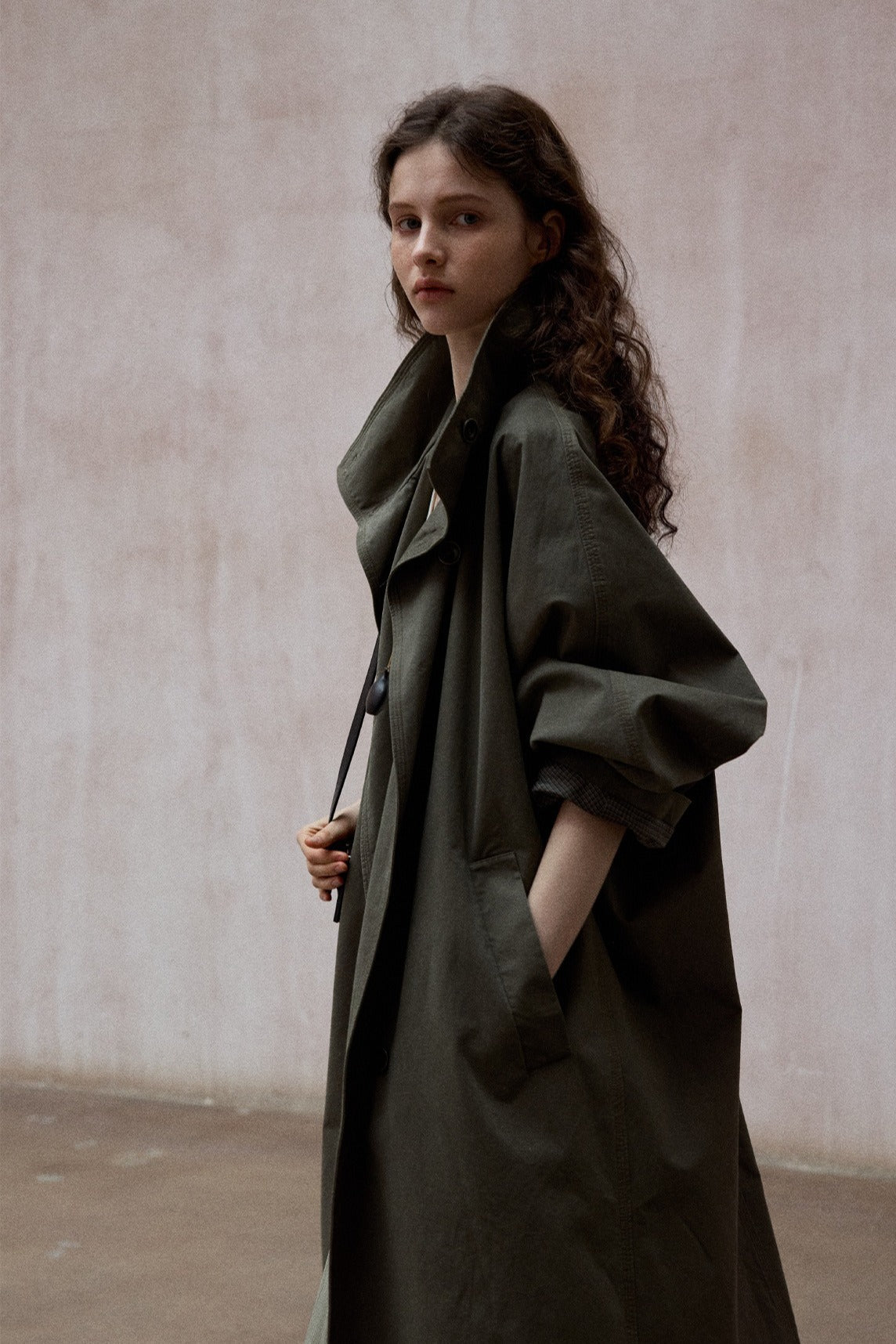 Cotton relaxed-fit batwing sleeves trench coat | 2 color
