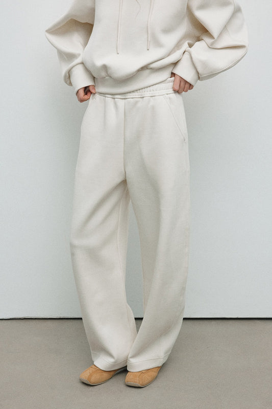 Jogger con silueta de capullo en mezcla de algodón | 4 colores