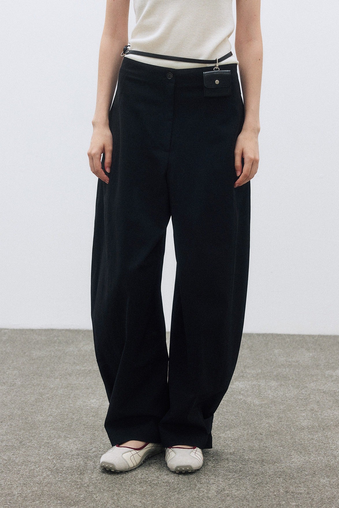 Viscose-cotton curved silhouette casual cleanfit pants | 3 color