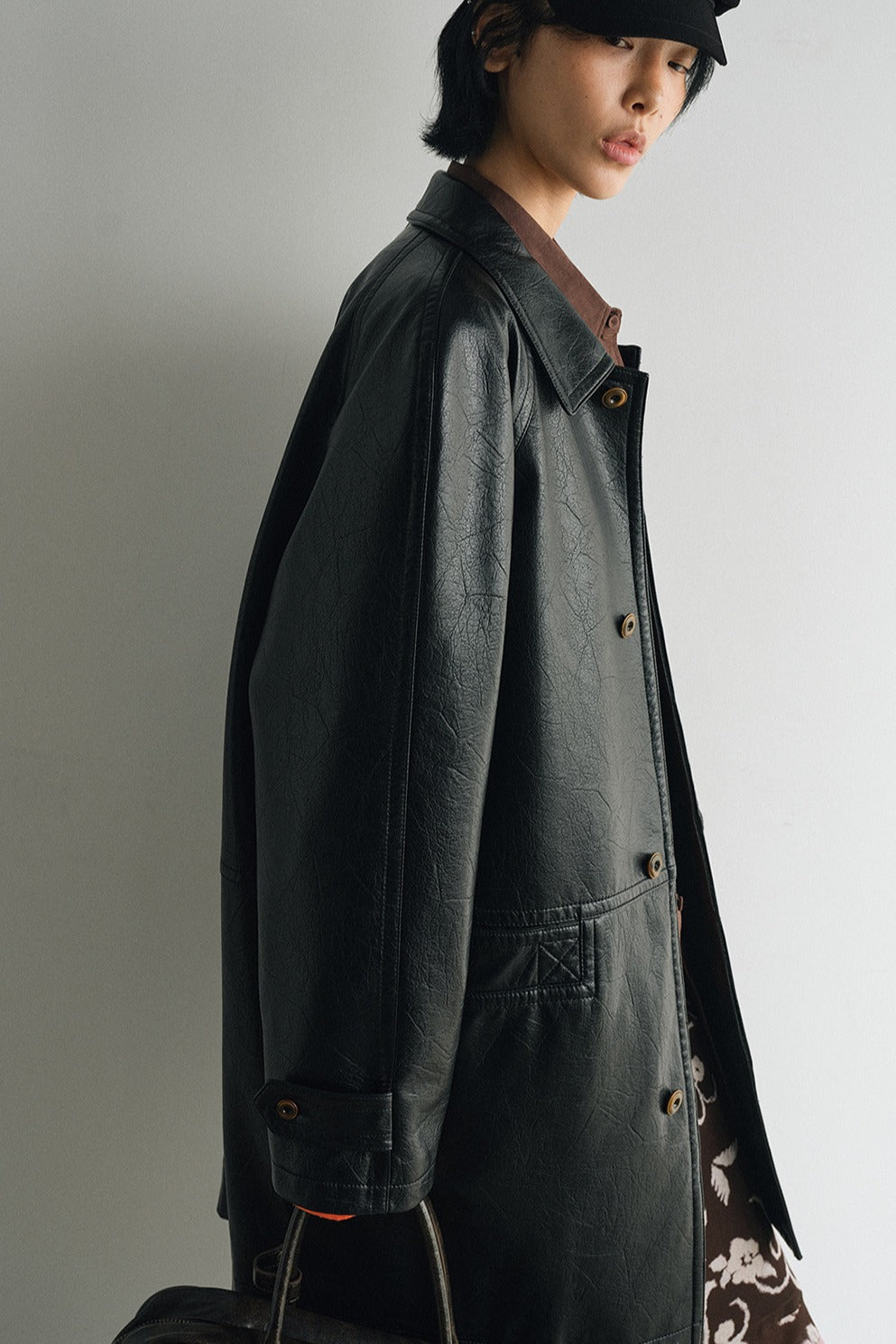 Mid-length cracked finish matte PU jacket | 2 color