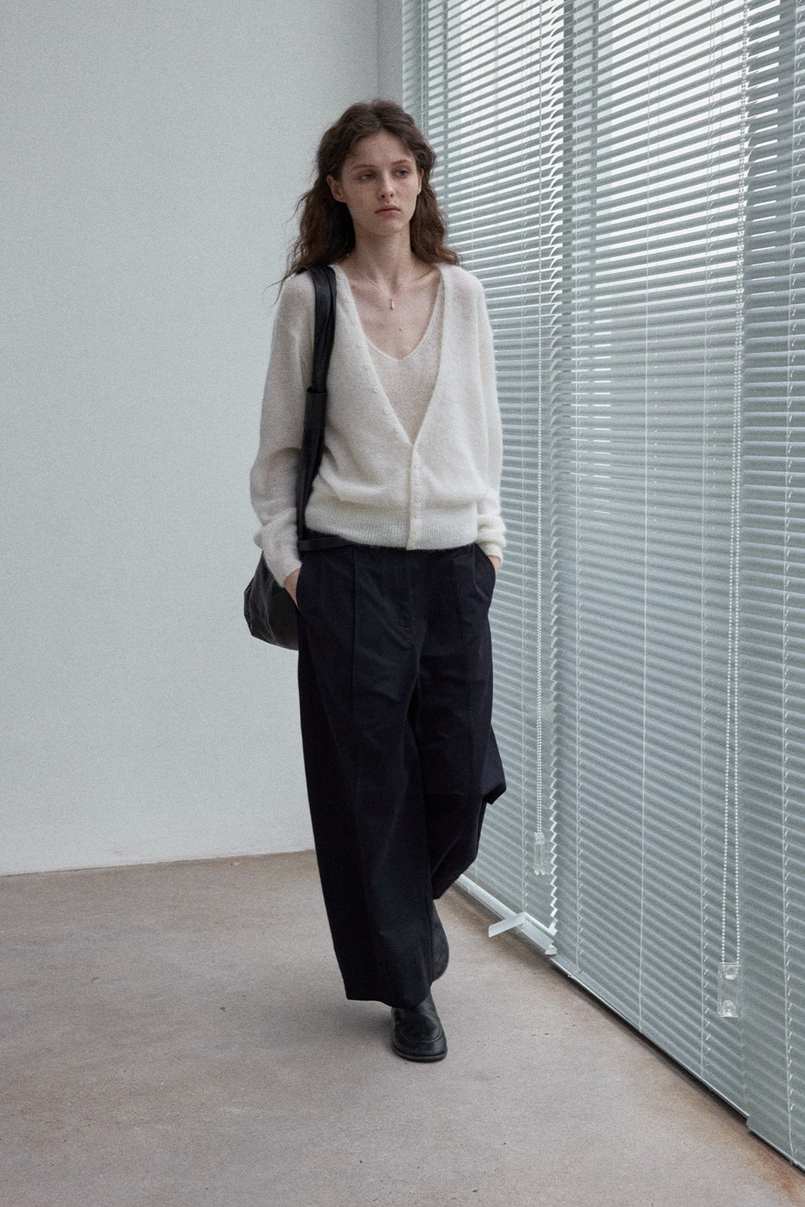 Cotton blend wide-leg slight curved pants | 4 color