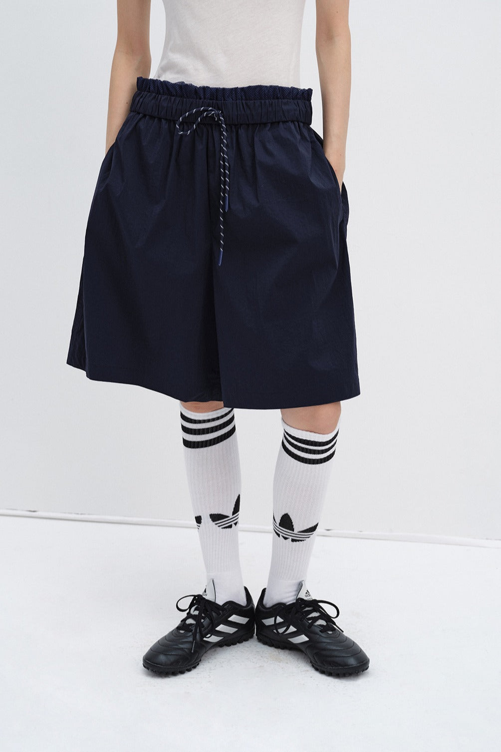 Versatile shorts with elastic waist | 3 color