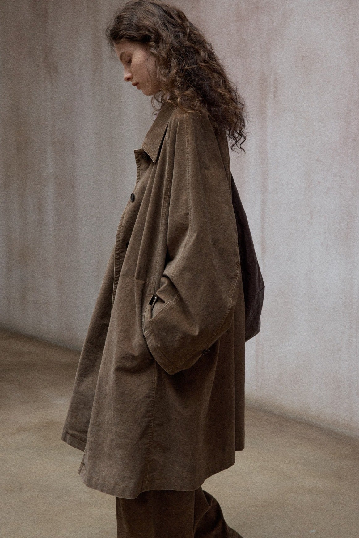 Cotton blend relaxed-fit corduroy coat | 2 color