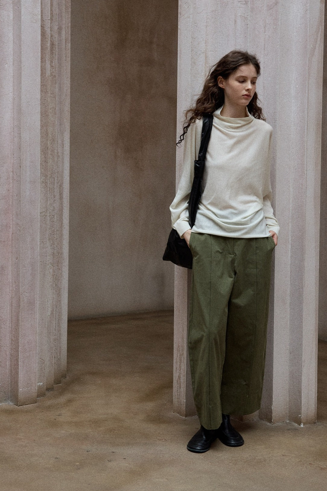 Wool containing soft and elastic waisted top | 7 color