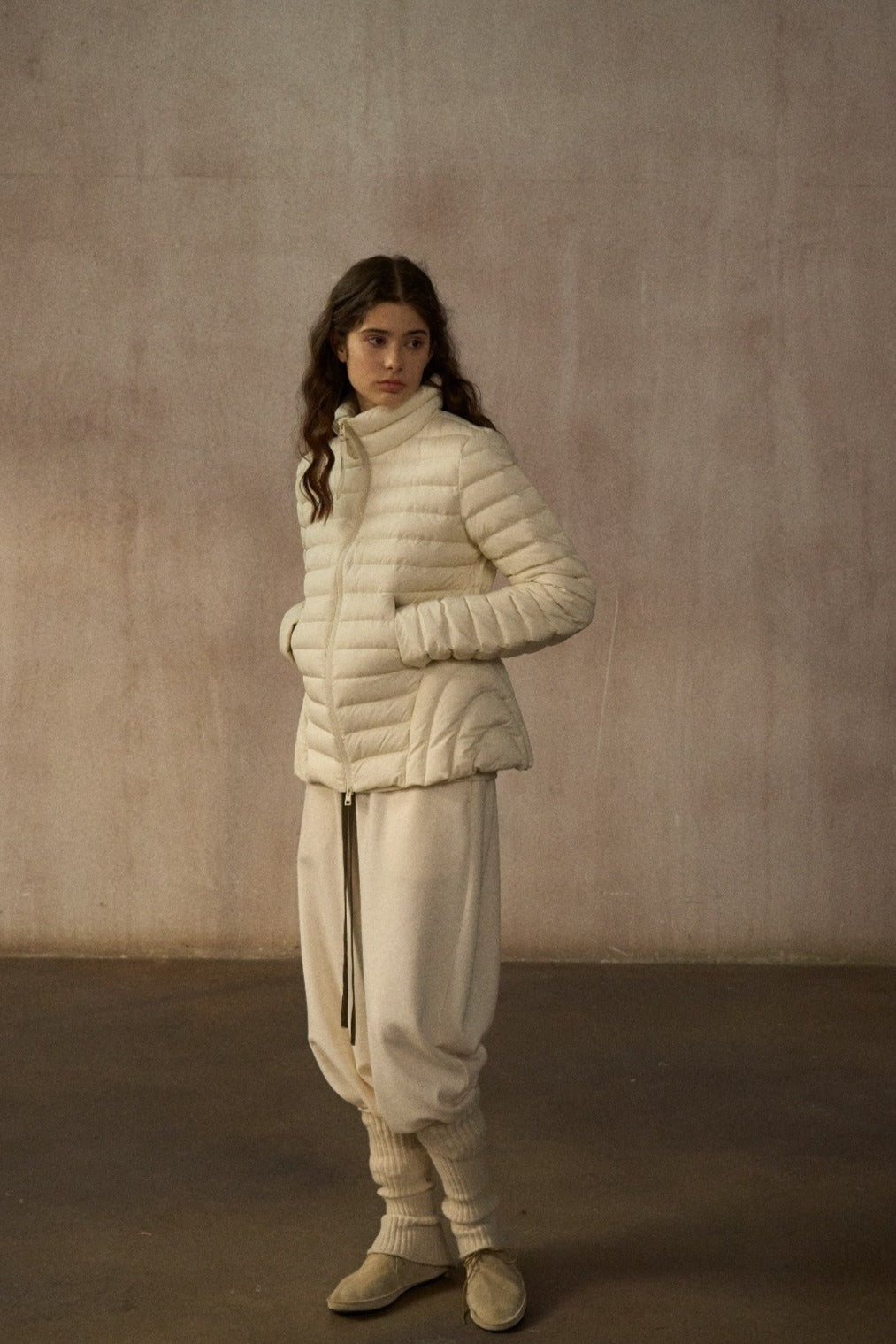 Lightweight hourglass silhouette down jacket | 3 color