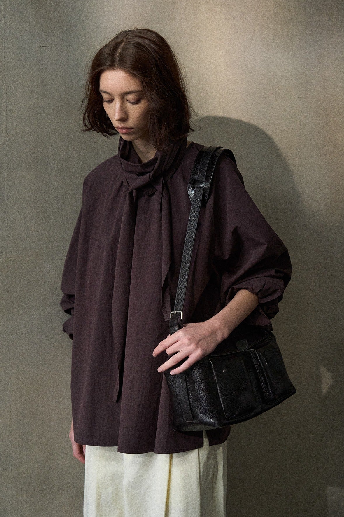 Chemise à col écharpe amovible en mélange de coton | 3 couleurs