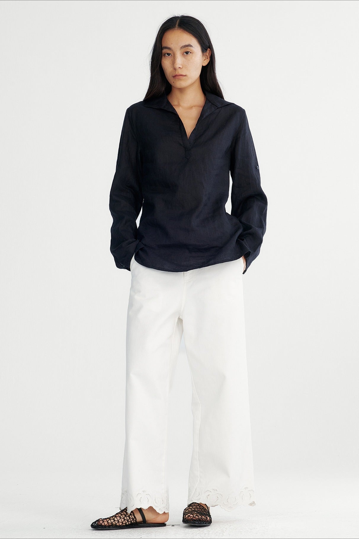 Hemp clean fit half-placket V-neck shirt | 2 color