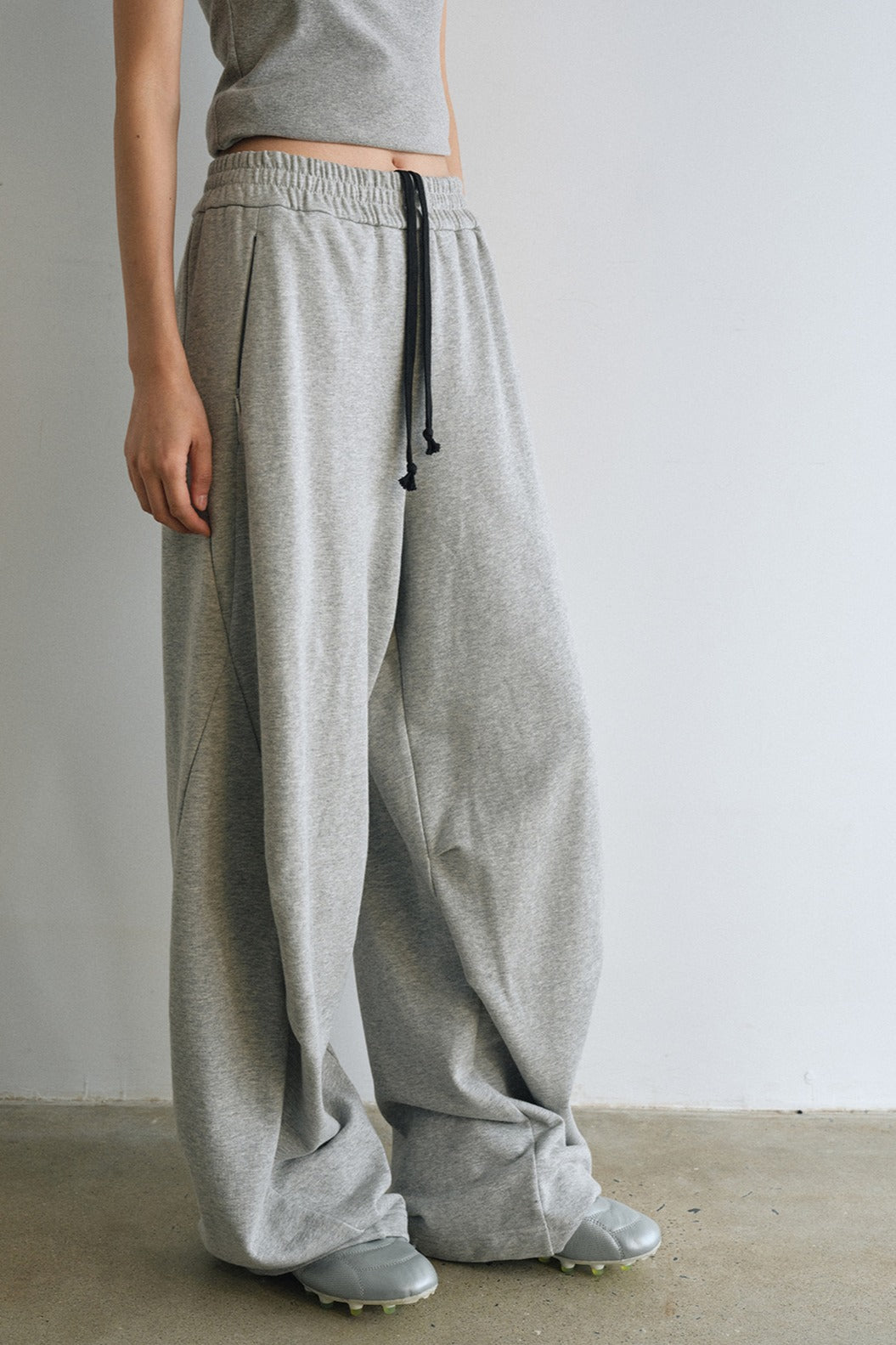 Cotton blend structured design sweatpants | 3 color