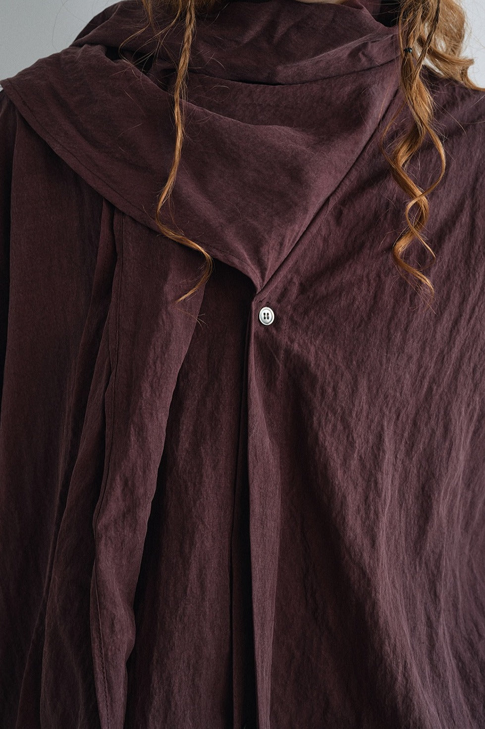 Lyocell-cotton scarf collar loose V-neck shirt | 3 color