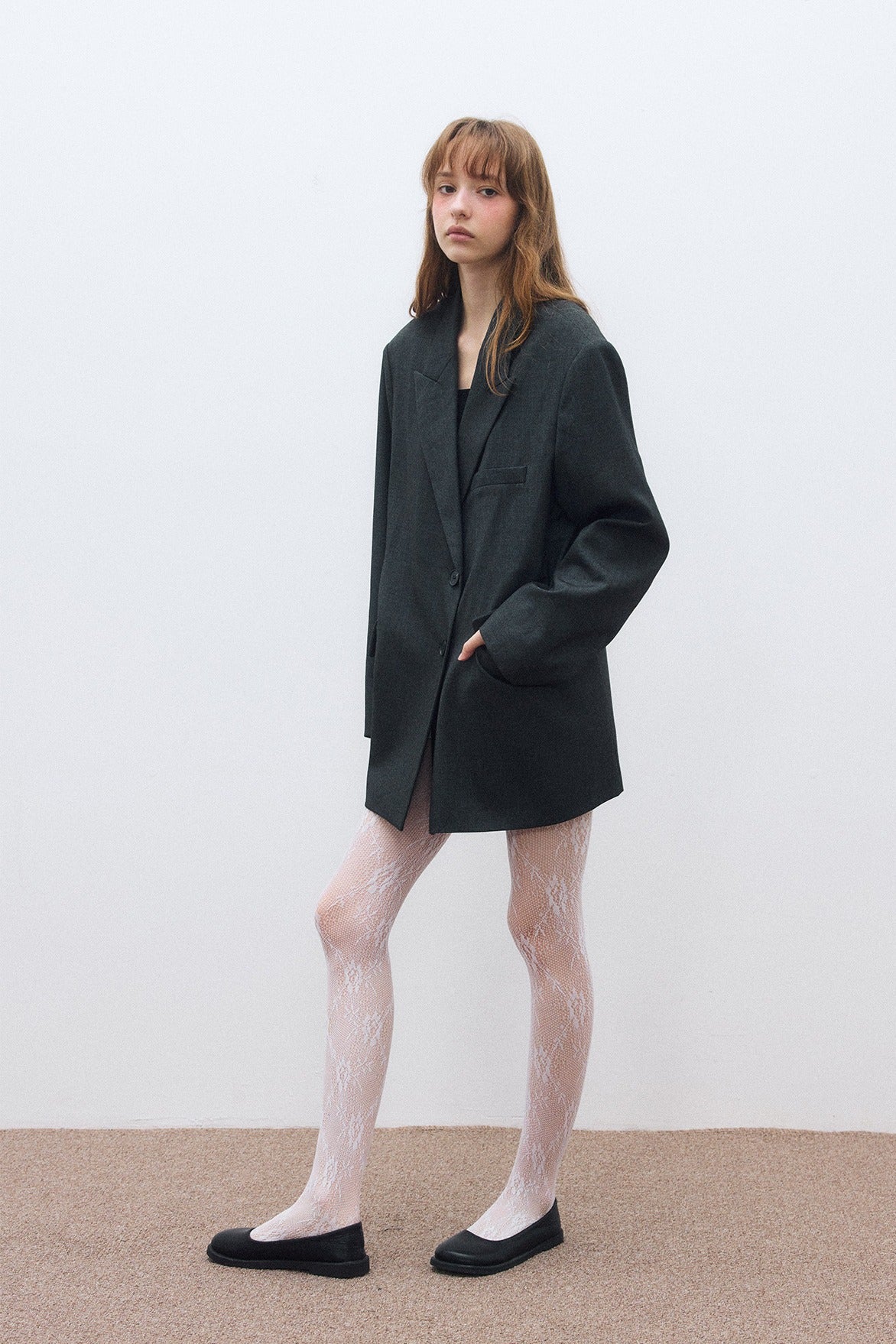 Mid-length peaked-lapel loose suit jacket | 2 color