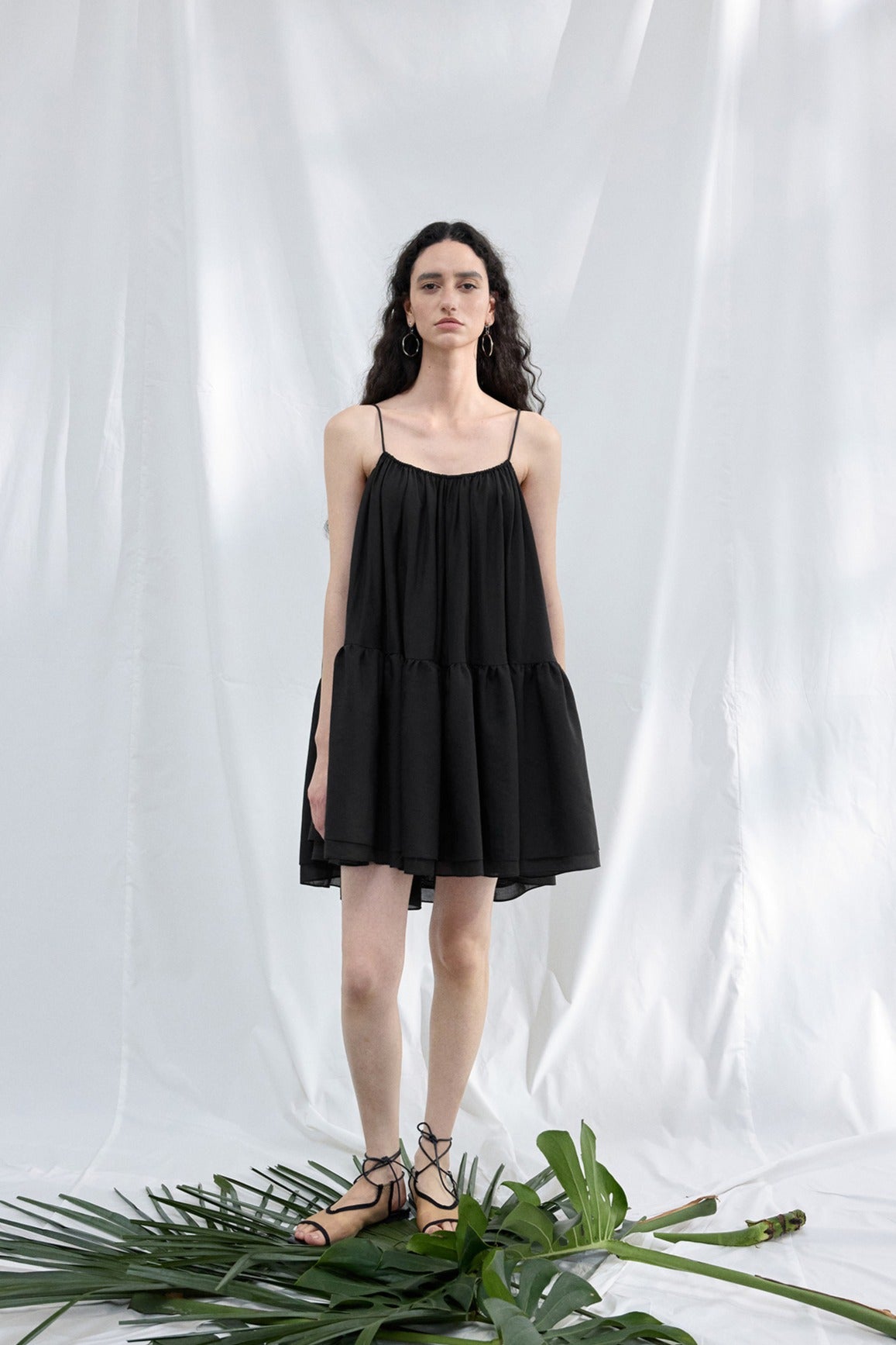 Lyocell blend voluminous asymmetrical hem dress | 4 color