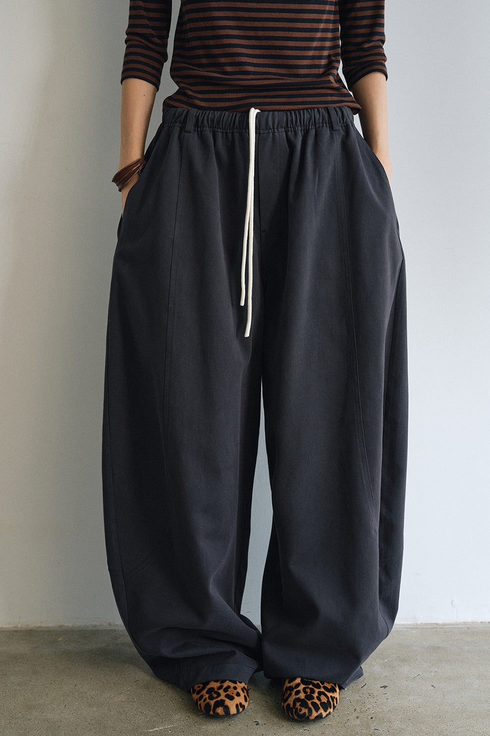 Cotton blend ultra-relaxed patchwork banana silhouette pants | 5 color