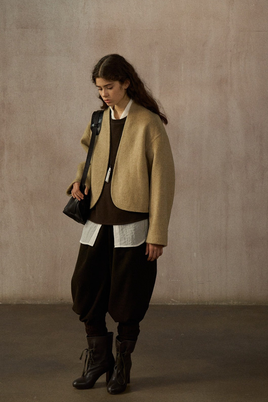 Wool-alpaca structured fit cropped jacket | 4 color