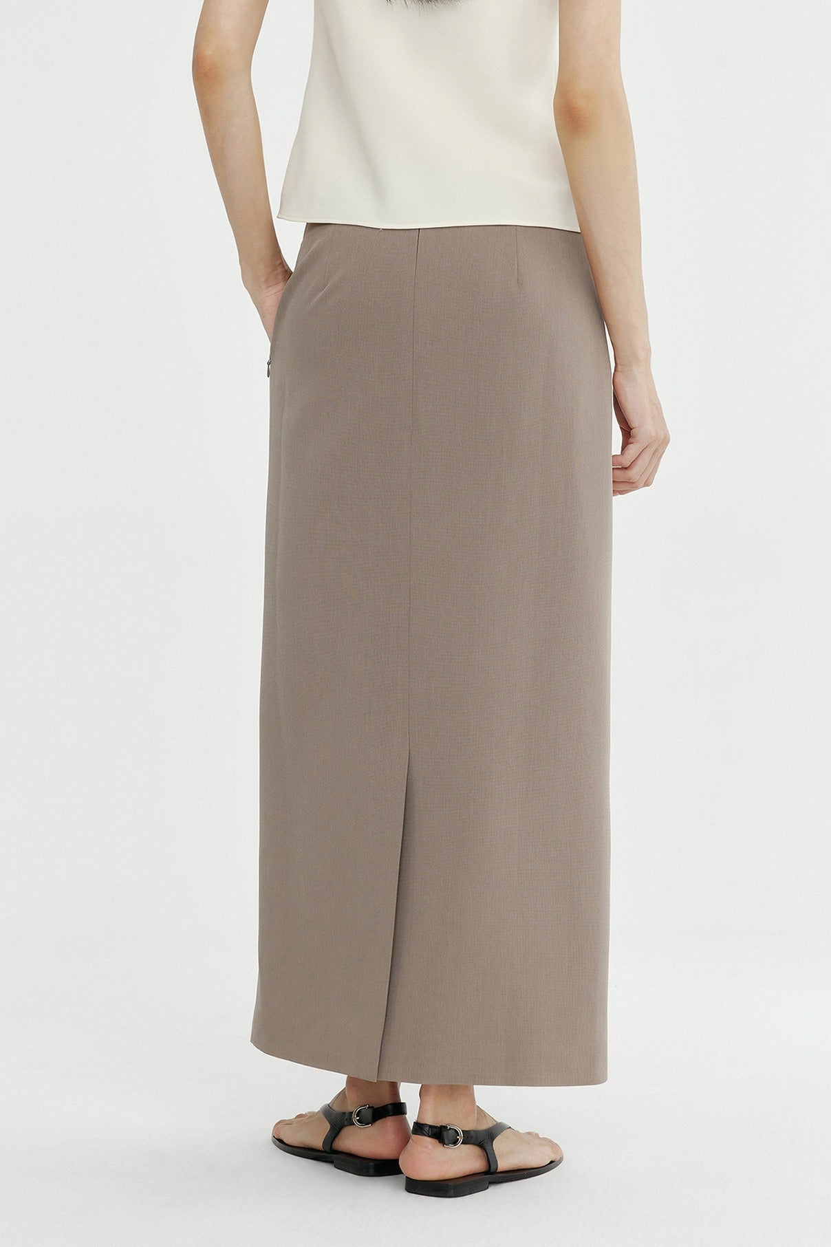 Straight fit structured fabric back split skirt | 2 color