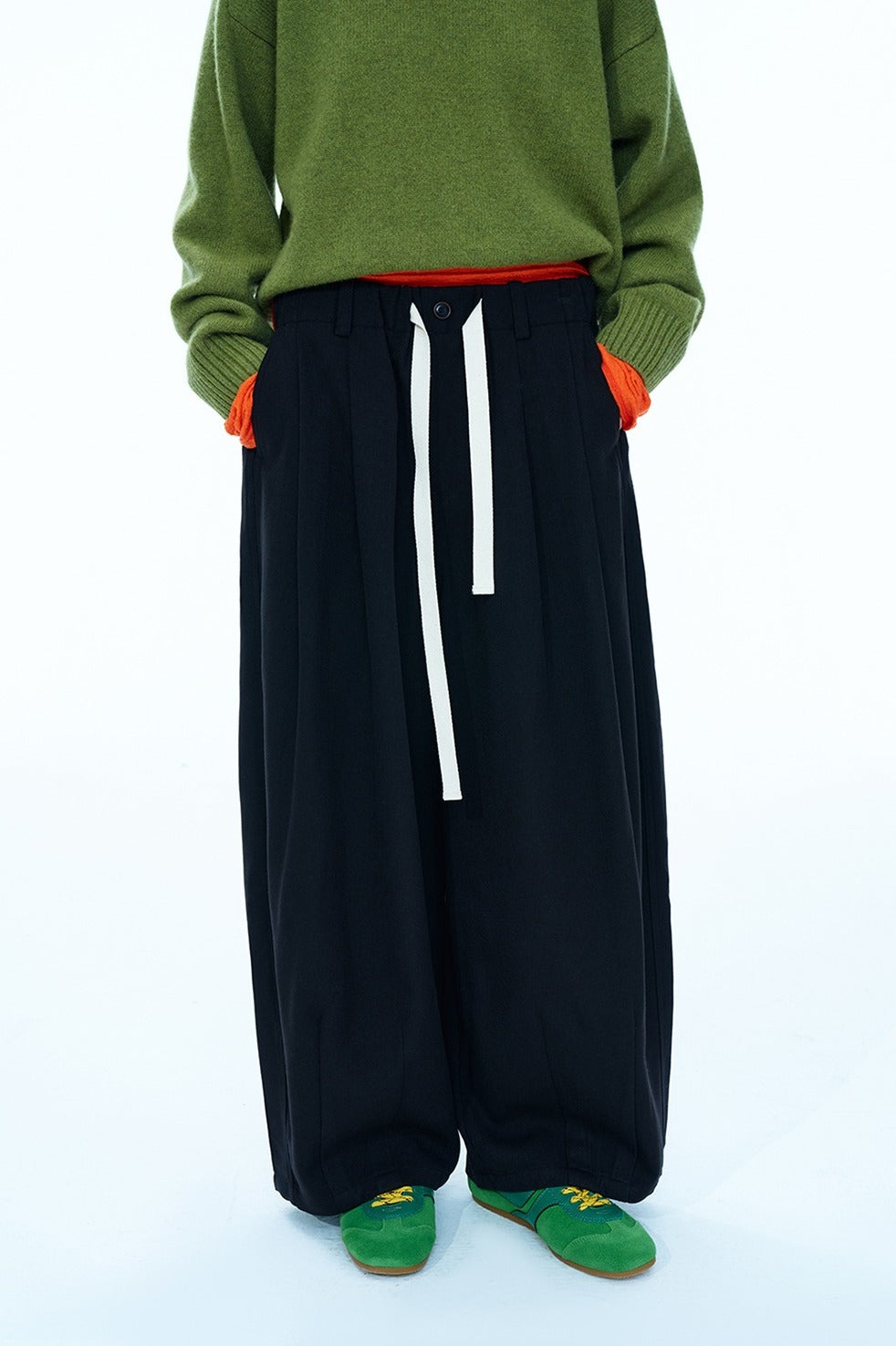 Relaxed fit banana shape cropped casual pants | 4 color