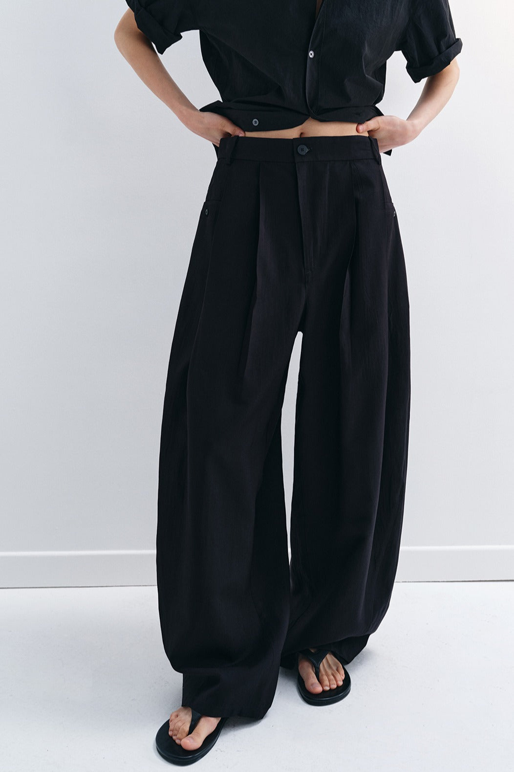 Viscose blend cool feel banana-shape loose pants | 4 color