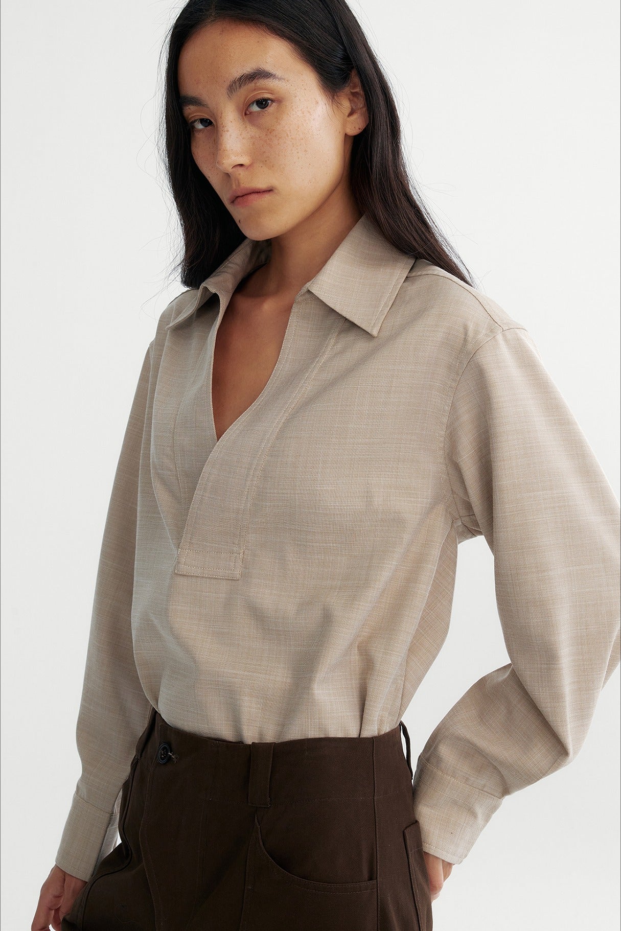 Fluid drape V-neck casual shirt | 2 color