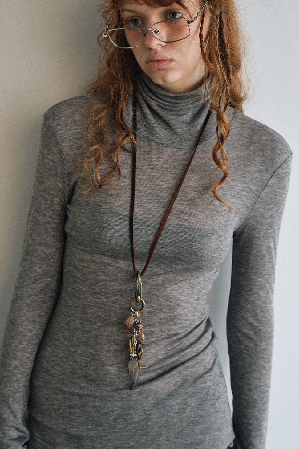 Wool containing lightweight soft high-neck knit top | 6 color